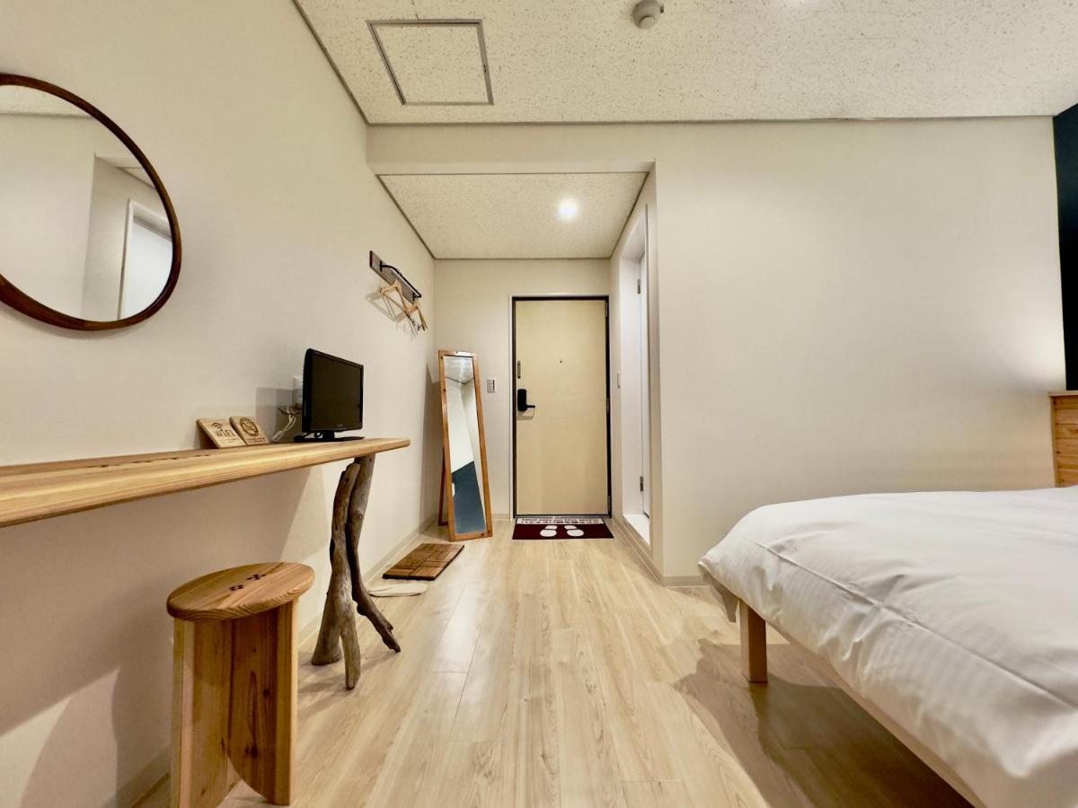Hotel Ishigaki And Chikonkiya Buitenkant foto